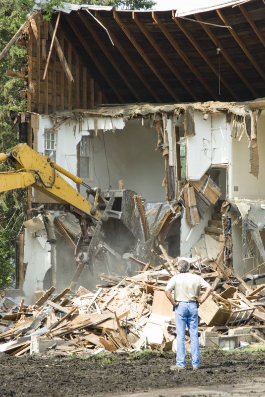 How Professional Demolition Services Ensure Safety And Precision